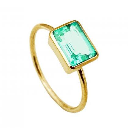 Engagement solid gold ring with gre..