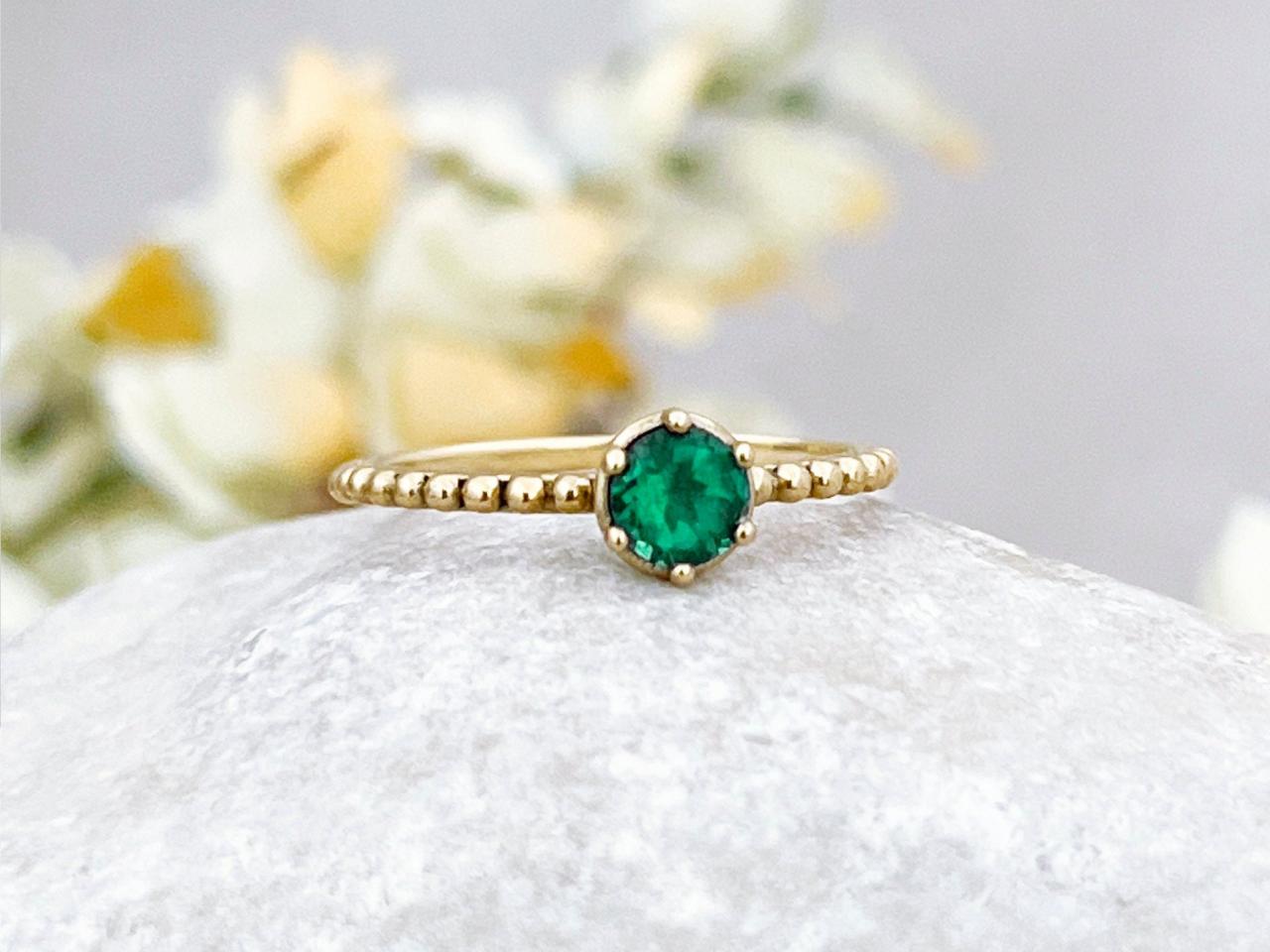 Natural emerald gold statement solitaire ring, Green gemstone delicate engagement ring, 18k stacking ring for bride gift