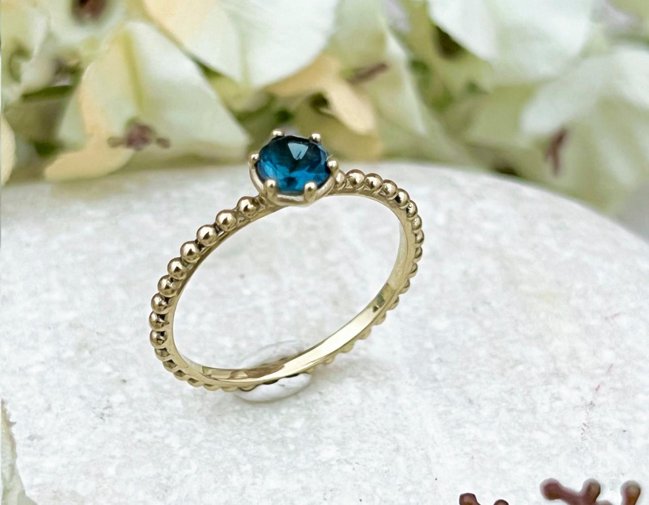 London Blue Topaz Gold Statement Solitaire Ring, Gemstone Dainty Engagement Ring With Round Cut Topaz, 18k Stackable Ring For Bride Gift