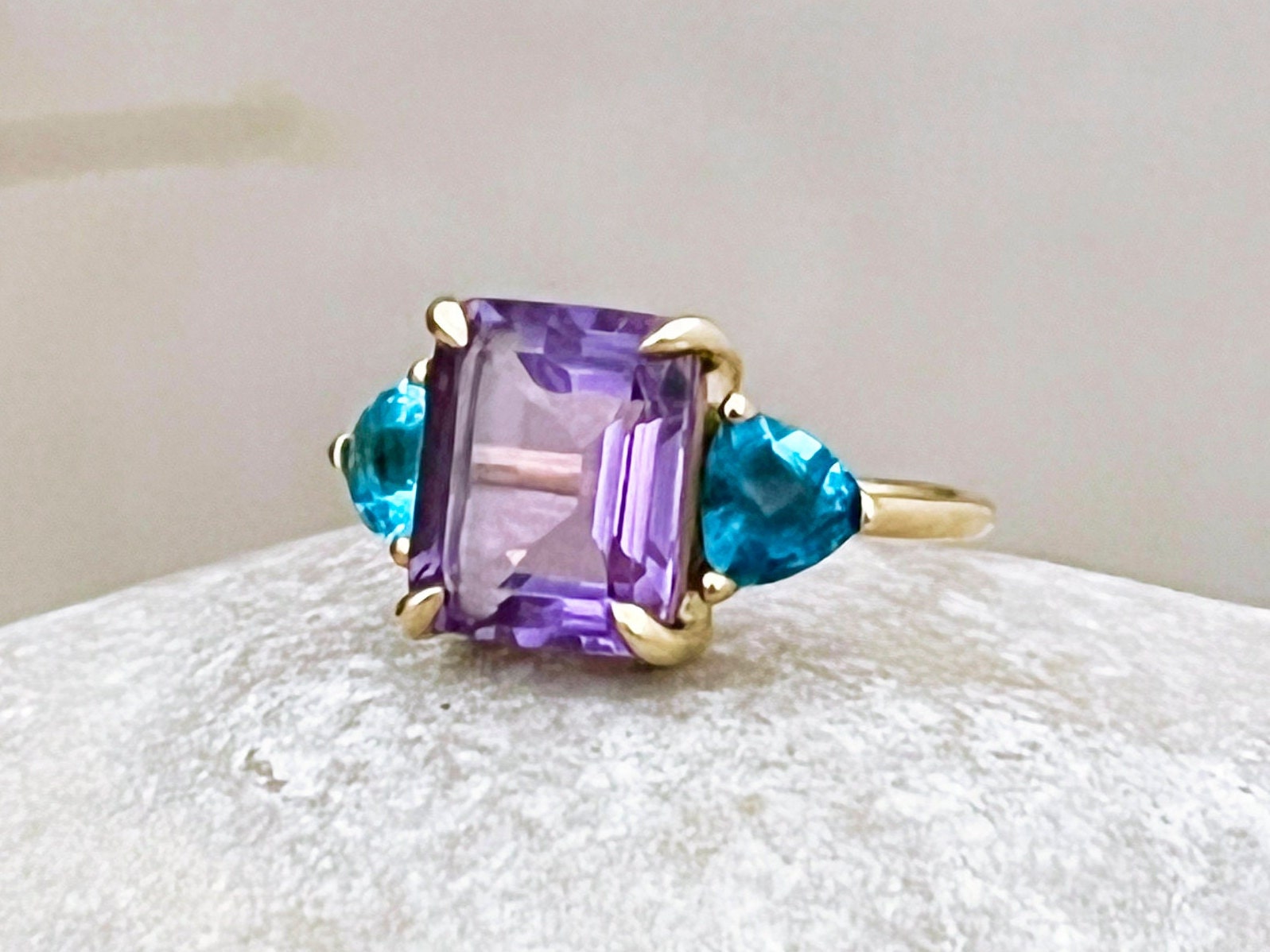 Amethyst Solid Gold Statement Ring, 9k/18k Delicate Engagement Ring